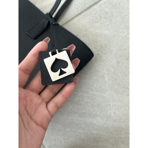 KATE SPADE SATCHEL LARGE TOTE HANDBAG BLACK LEATHER ZIPPED GOLDEN Heart HANG TAG - Picture 2 of 11